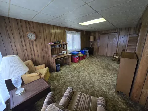 Living - 426 Maxwell St, Beecher, IL 60401 photo 7 of 7