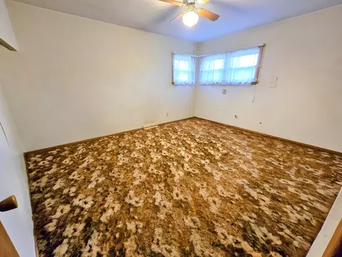 Bedroom - 426 Maxwell St, Beecher, IL 60401 photo 1 of 4