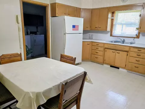 Kitchen - 426 Maxwell St, Beecher, IL 60401 photo 3 of 4