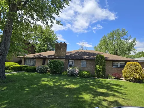 Exterior - 426 Maxwell St, Beecher, IL 60401 photo 5 of 5