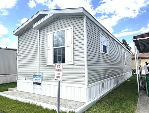 10 Cedar St, Countryside, IL 60525