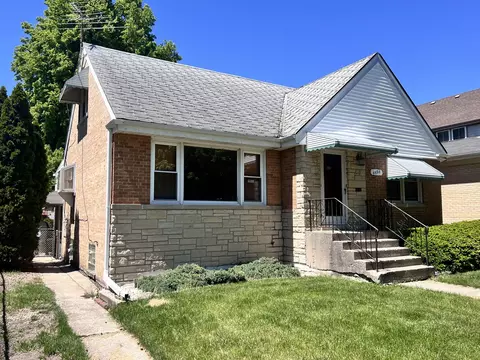 4538 N Mobile Ave, Chicago, IL 60630