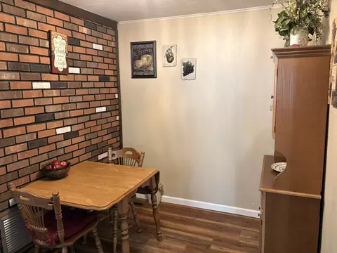 Dining - 114 W Parrish St, Benton, IL 62812 photo 1 of 2