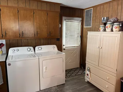 Other - 114 W Parrish St, Benton, IL 62812 photo 6 of 8