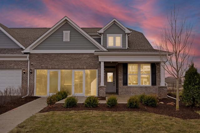 6201 Links Dr #24001, Woodridge, IL 60517