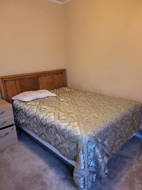 Bedroom - 7710 W 66th St, Summit, IL 60501 photo 3 of 4