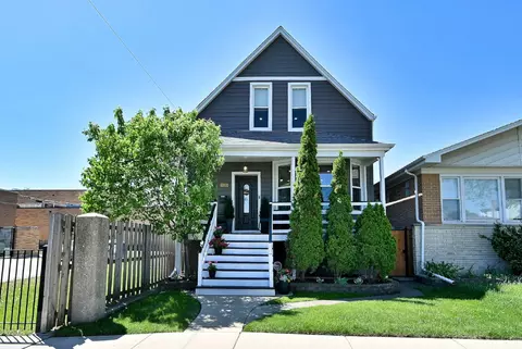 5831 W Leland Ave, Chicago, IL 60630