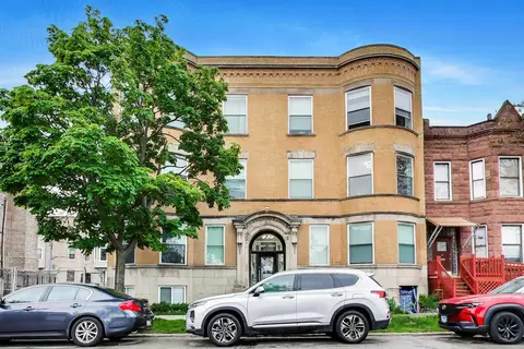 616 E 46th St #2, Chicago, IL 60653
