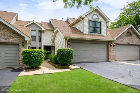 863 N Auburn Woods Dr, Palatine, IL 60067
