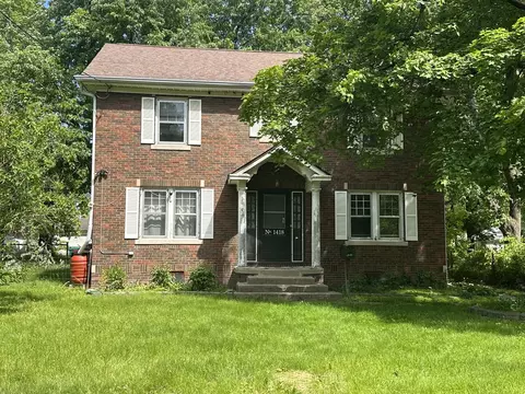 1418 N Sheridan Rd, Peoria, IL 61606