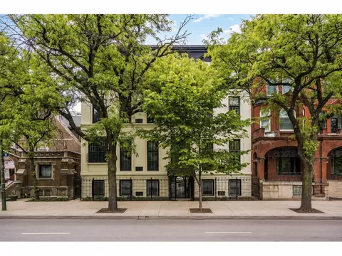 921 N La Salle Dr #15, Chicago, IL 60610