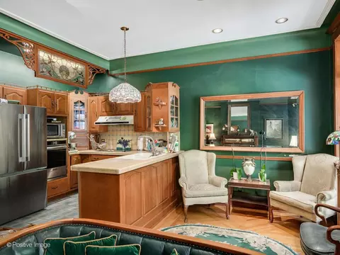 Kitchen - 33 E Division St, Chicago, IL 60610 photo 1 of 5