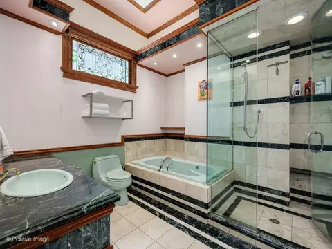 Bath - 33 E Division St, Chicago, IL 60610 photo 3 of 4