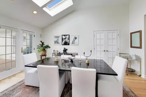 Dining - 180 Westview Rd, Winnetka, IL 60093 photo 2 of 3