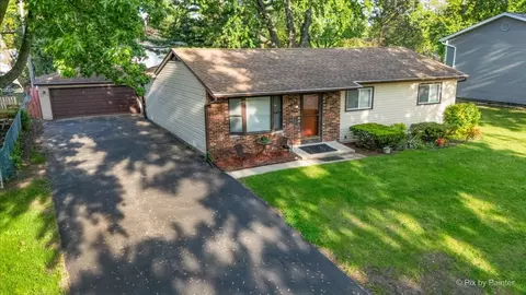 172 N Ashbury Ave, Bolingbrook, IL 60440