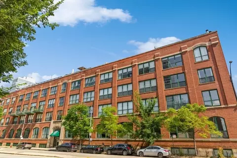 1727 S Indiana Ave #105, Chicago, IL 60616