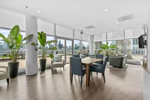 Dining - 250 E Pearson St #1007, Chicago, IL 60611 photo 1 of 1