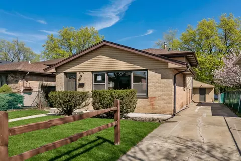 14129 S Hoxie Ave, Burnham, IL 60633