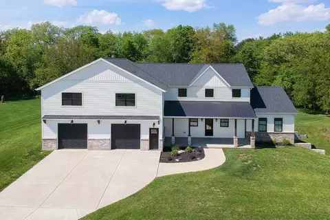 7845 Fitzgerald Rd, Clinton, IL 61727