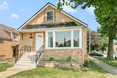 2263 S 14th Ave, North Riverside, IL 60546