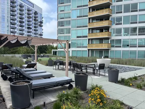 Exterior - 1720 Maple Ave #2240, Evanston, IL 60201 photo 3 of 4