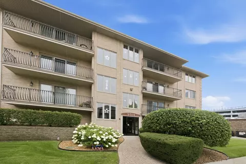 9514 S Kilbourn Ave #1D, Oak Lawn, IL 60453