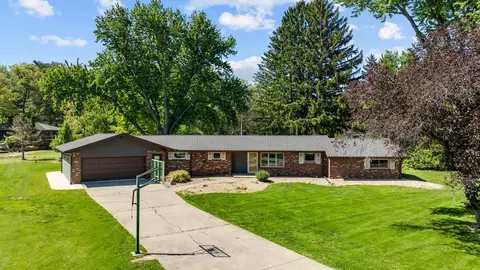 313 W Margaret Fuller Rd, Oregon, IL 61061