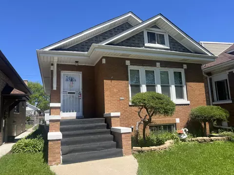 6144 W Roscoe St, Chicago, IL 60634
