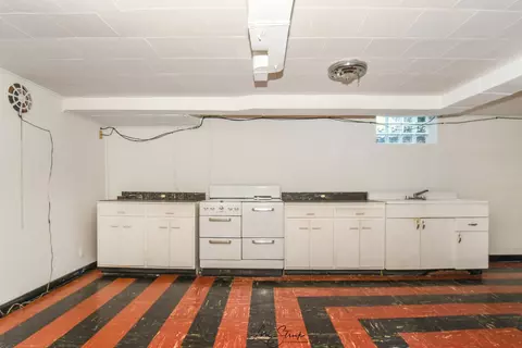 Kitchen - 655 S Wall St, Kankakee, IL 60901 photo 3 of 3