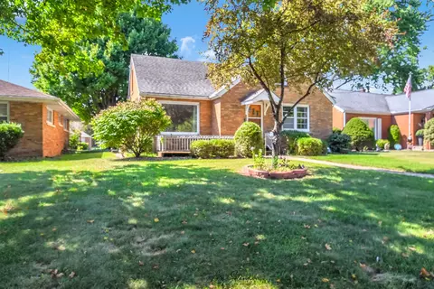 655 S Wall St, Kankakee, IL 60901