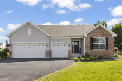 451 Parkside Ln, Yorkville, IL 60560