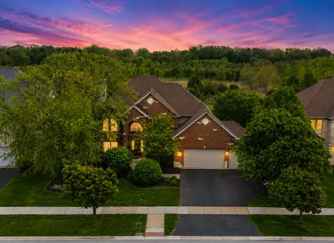 5815 Rosinweed Ln, Naperville, IL 60564