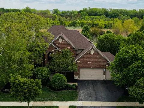 5815 Rosinweed Ln, Naperville, IL 60564