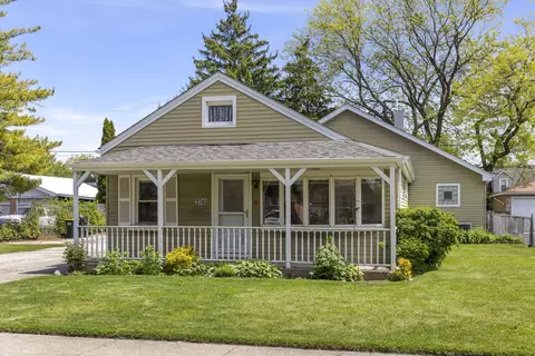 3741 Emerson St, Schiller Park, IL 60176