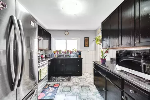 Kitchen - 1604 Dobson St, Evanston, IL 60202 photo 1 of 2