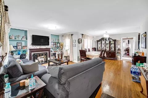Living - 1604 Dobson St, Evanston, IL 60202 photo 2 of 2
