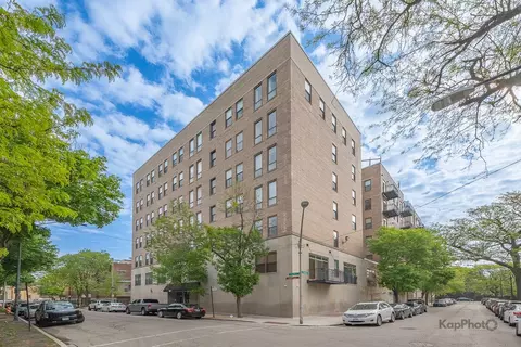 811 S Lytle St #410, Chicago, IL 60607