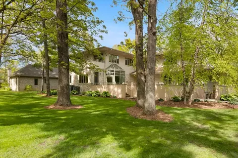 3464 Old Mill Rd, Highland Park, IL 60035