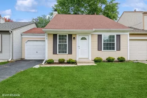 1010 Wesley Ln, Algonquin, IL 60102