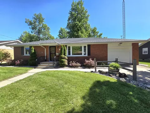 330 W Second South St, Chebanse, IL 60922