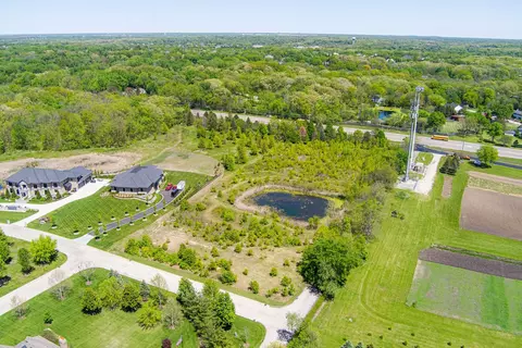 lot1 2 Deer Pond Dr, Saint Charles, IL 60175