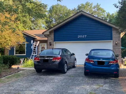 2027 Walnut Ave, Hanover Park, IL 60133