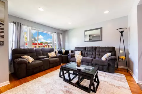 Living - 531 E 87th St, Chicago, IL 60619 photo 1 of 1