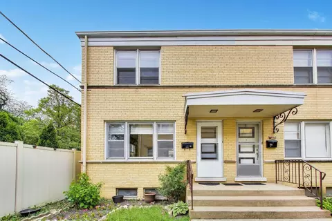 7911 North Ave #F, River Forest, IL 60305
