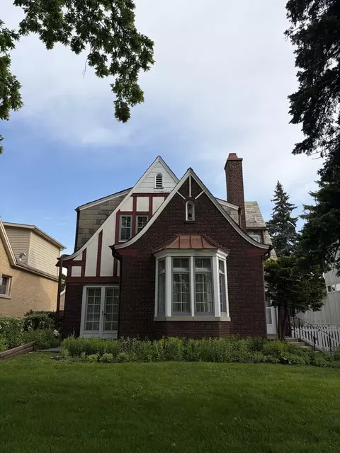 438 Berkshire St, Oak Park, IL 60302
