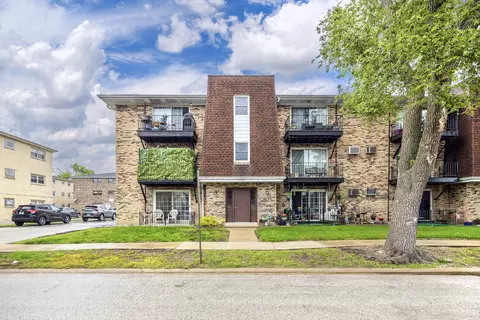 7008 Oconnell Dr #101, Chicago Ridge, IL 60415