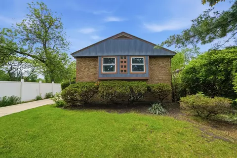 6006 N Lawndale Ave, Chicago, IL 60659