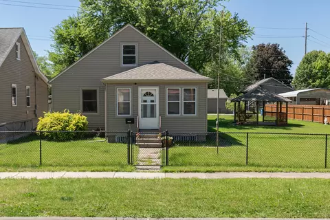 1716 10th Ave, East Moline, IL 61244