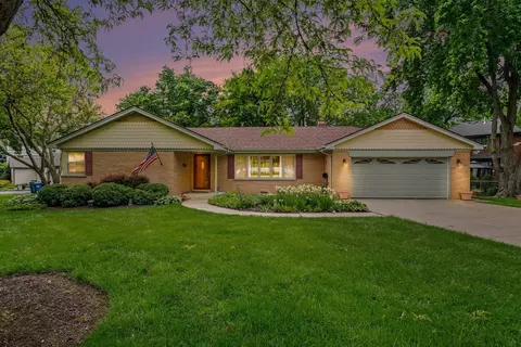 12400 S 70th Ave, Palos Heights, IL 60463