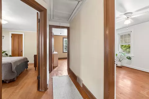 Entry Way - 14900 Hamlin Ave, Midlothian, IL 60445 photo 1 of 1